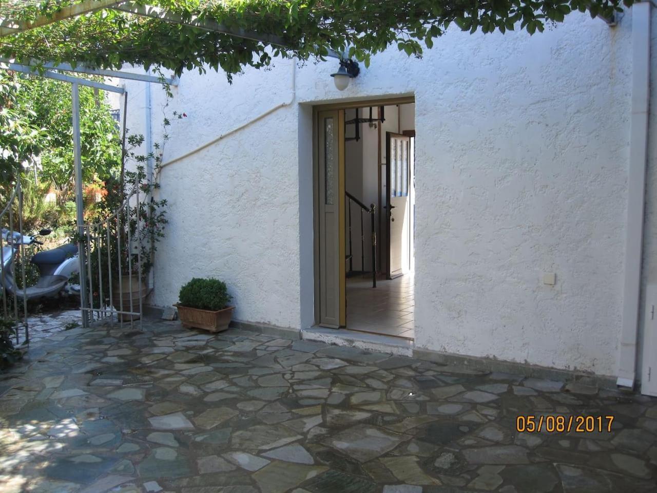 Pirgaki Studios Kardamyli Exterior foto