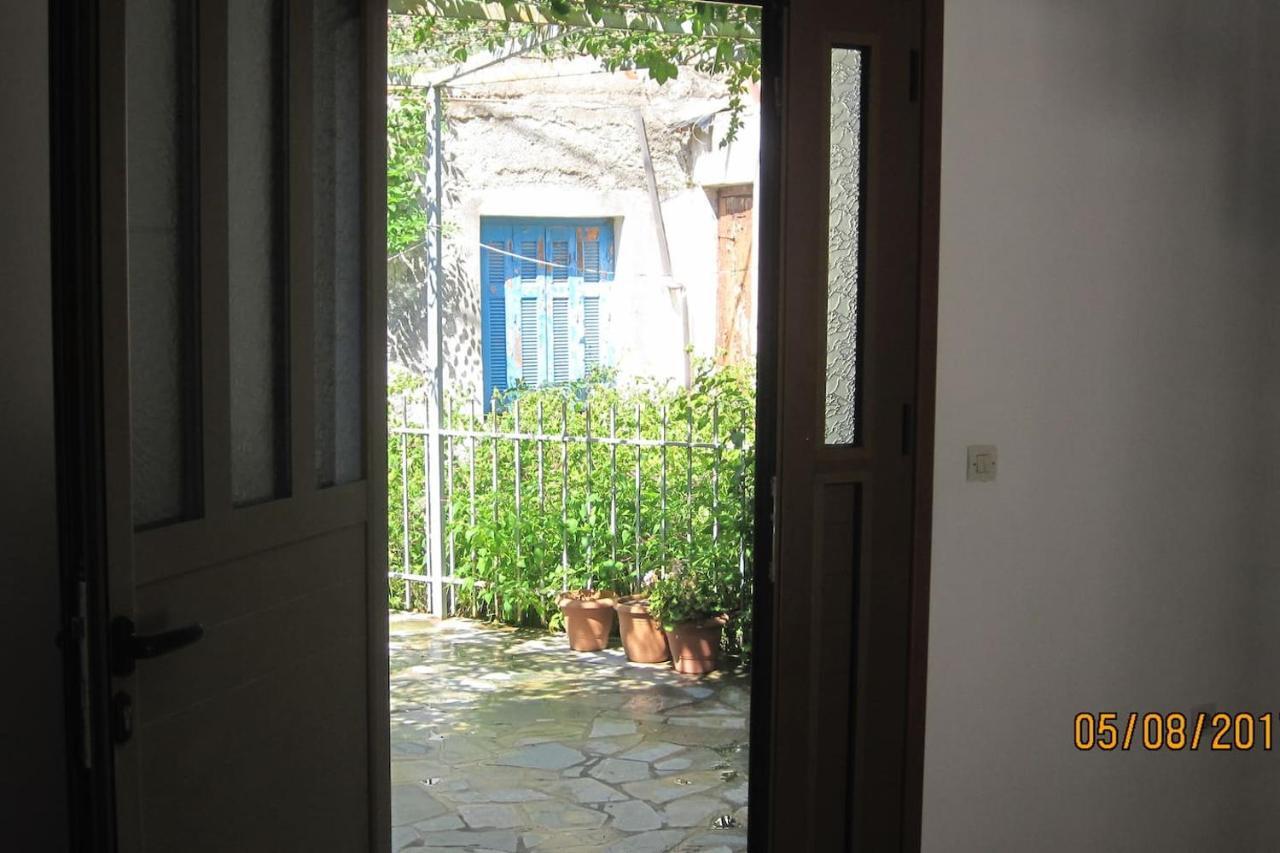 Pirgaki Studios Kardamyli Exterior foto